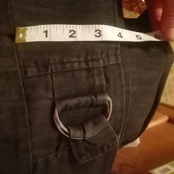 Capris - Picture 3 of 3